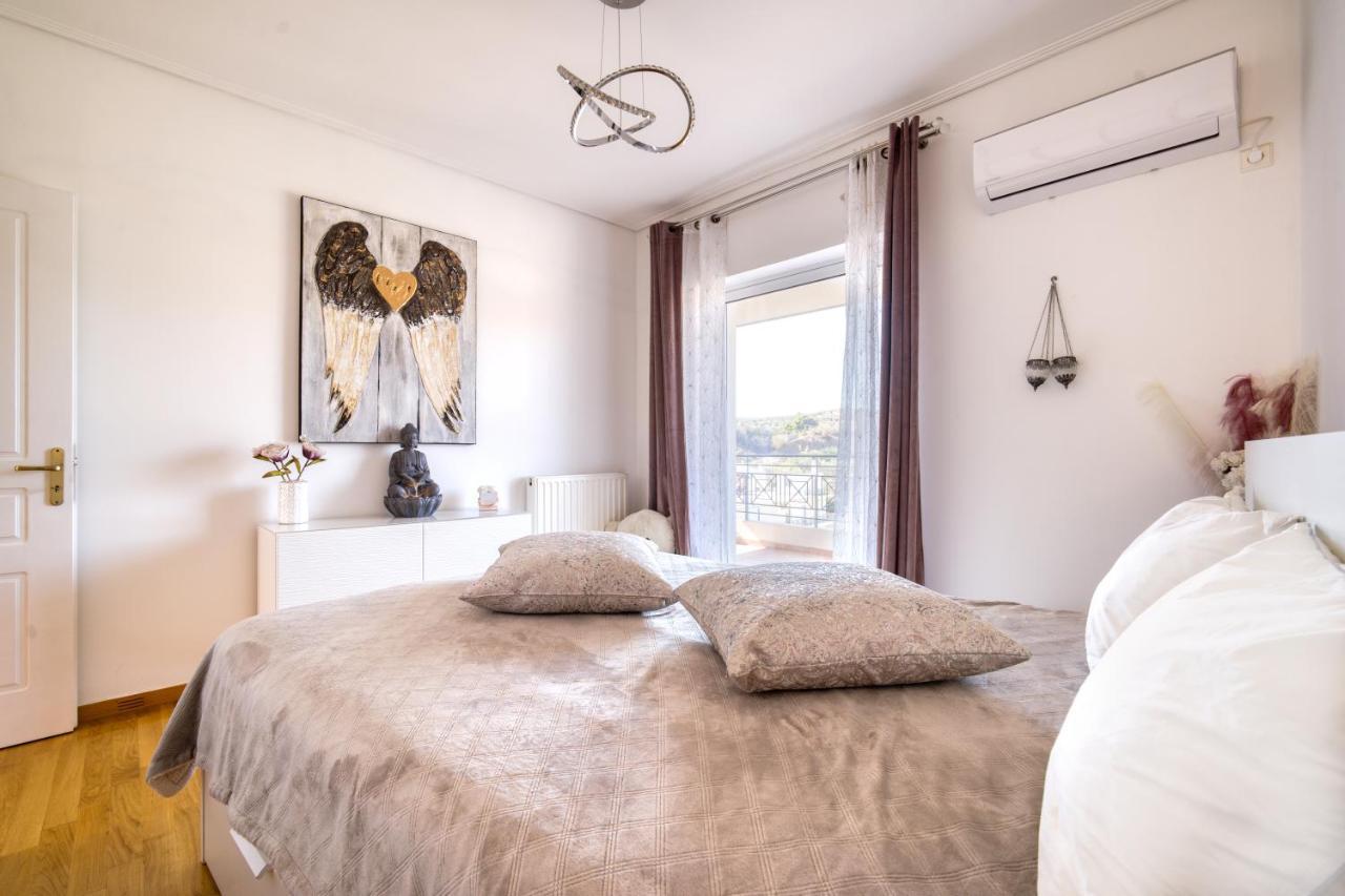 Sea & Mountain Apartment Close To Port And City Lávrion Exteriör bild