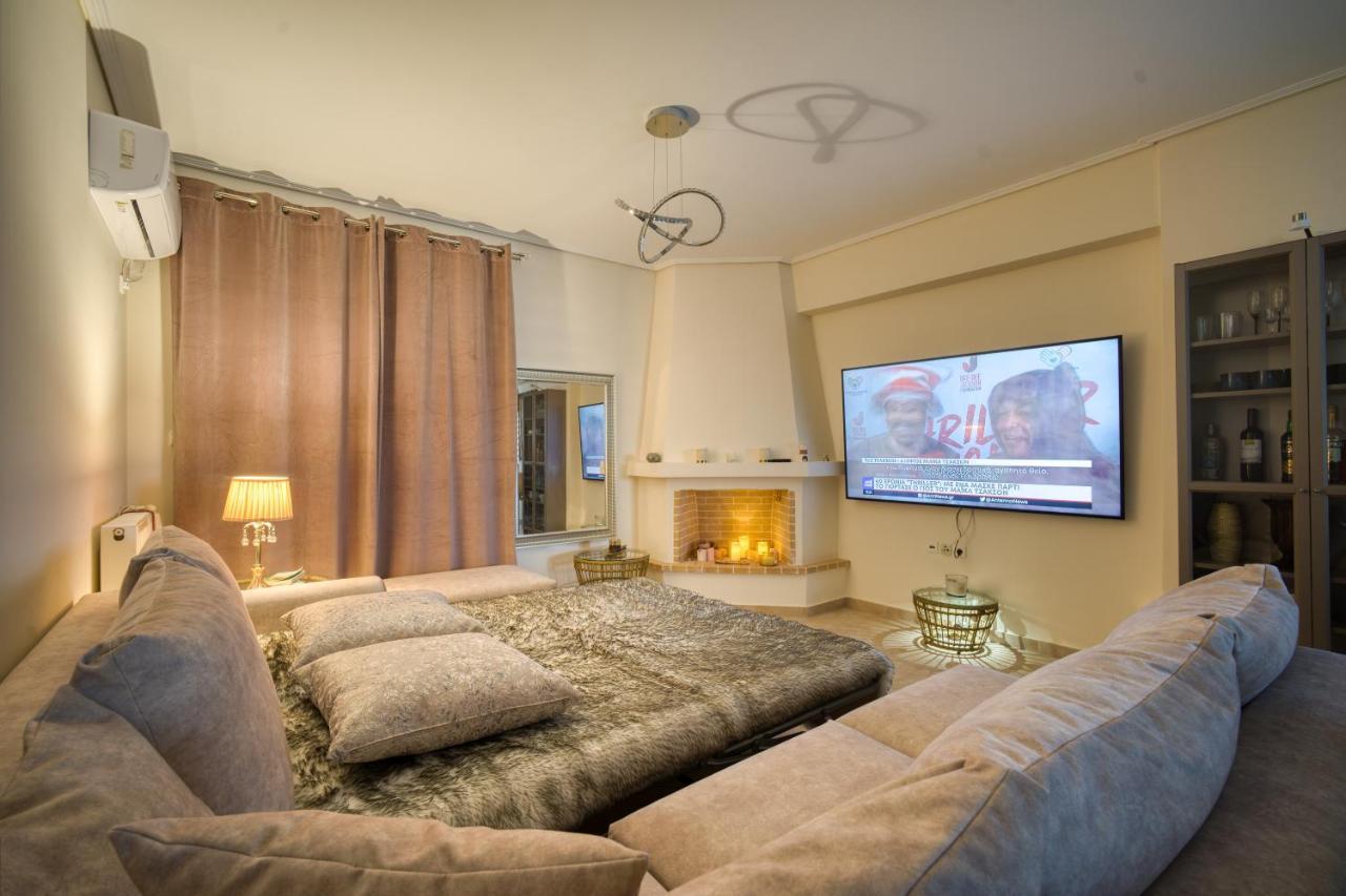Sea & Mountain Apartment Close To Port And City Lávrion Exteriör bild