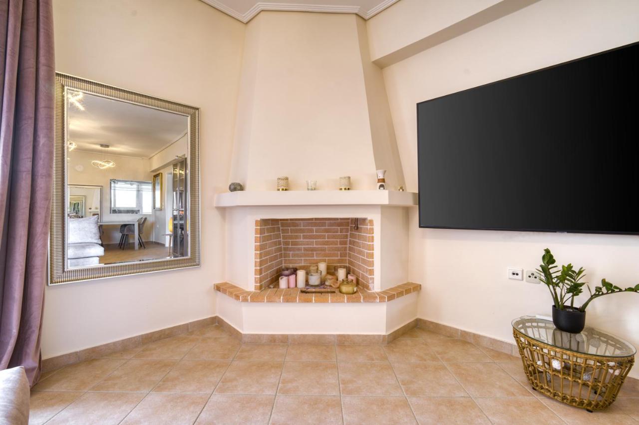 Sea & Mountain Apartment Close To Port And City Lávrion Exteriör bild