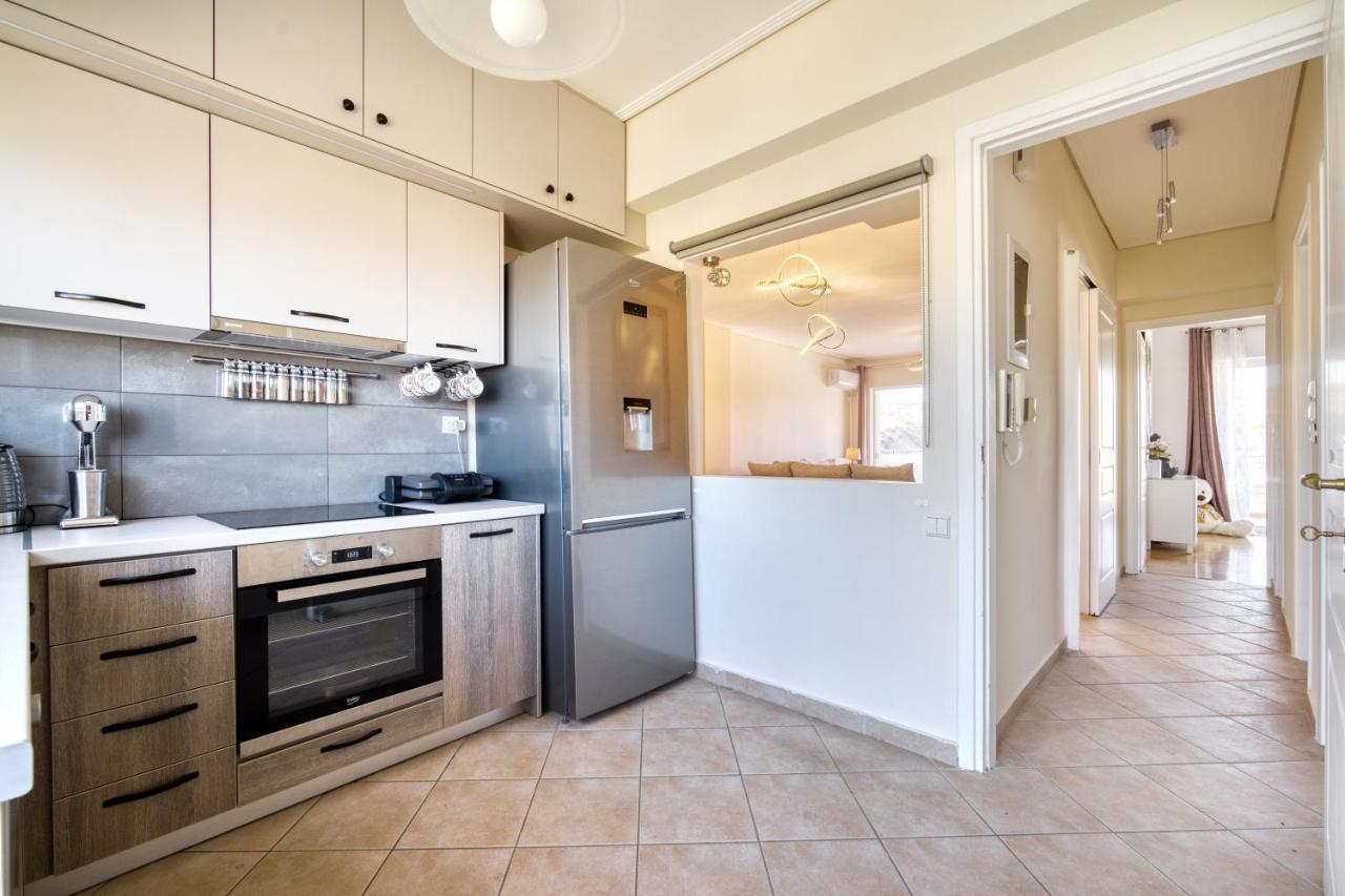 Sea & Mountain Apartment Close To Port And City Lávrion Exteriör bild