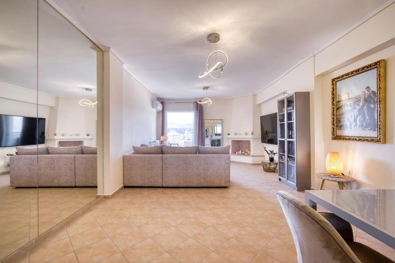 Sea & Mountain Apartment Close To Port And City Lávrion Exteriör bild