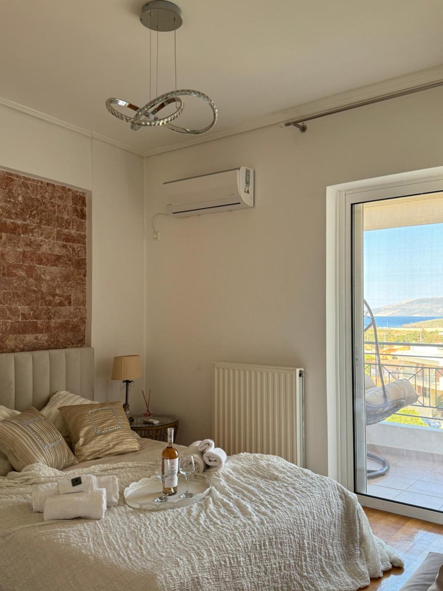 Sea & Mountain Apartment Close To Port And City Lávrion Exteriör bild