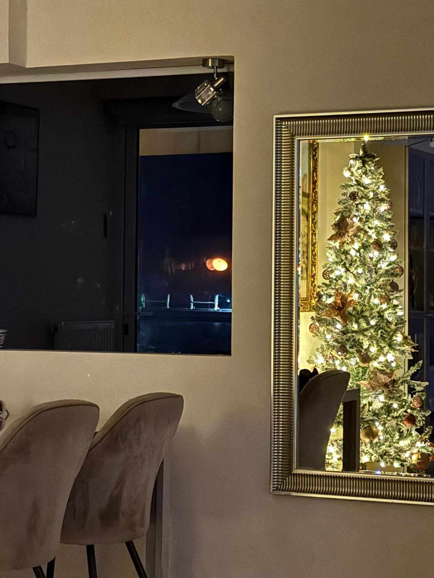 Sea & Mountain Apartment Close To Port And City Lávrion Exteriör bild